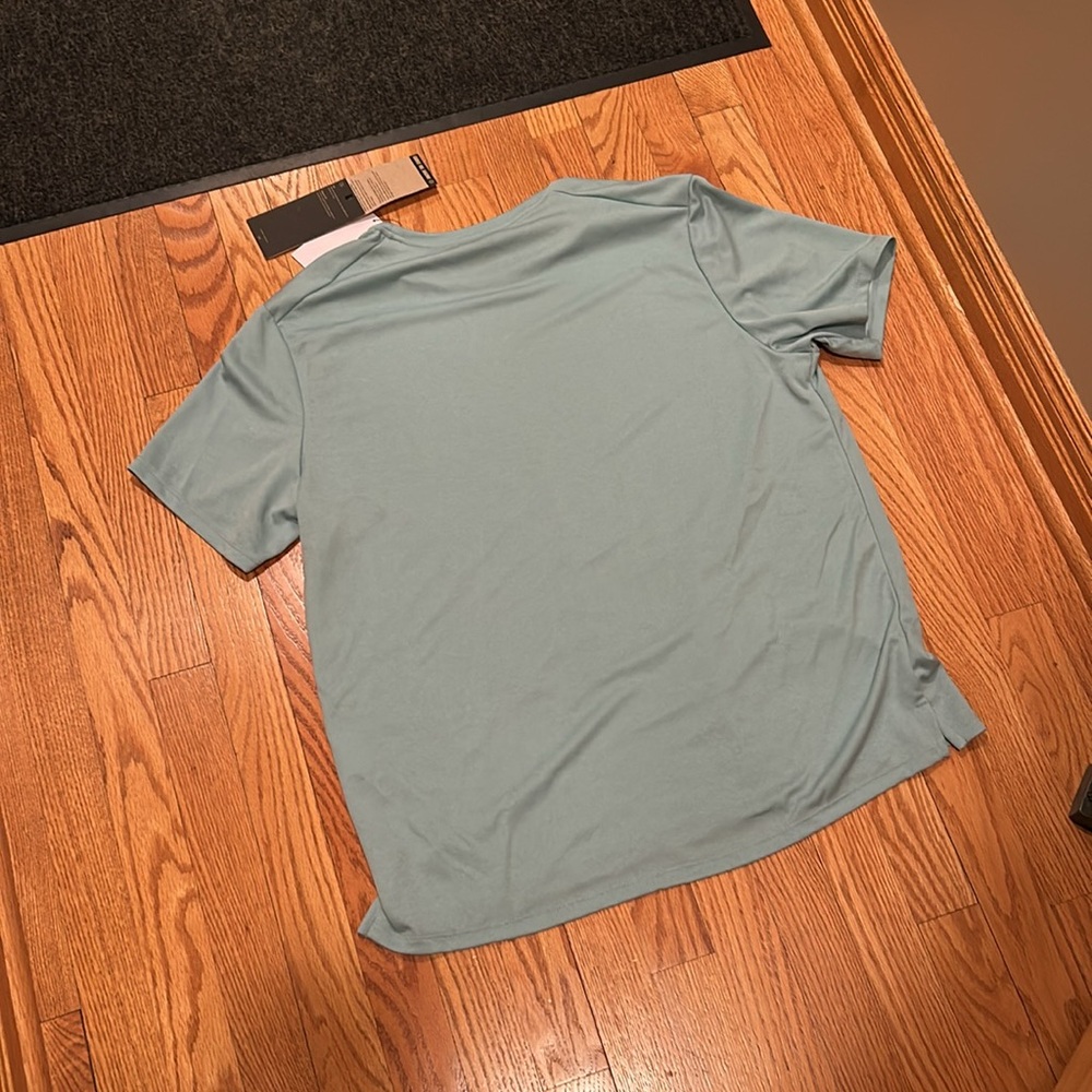 Nike Men's Aqua T-Shirt - Picture 3 of 3